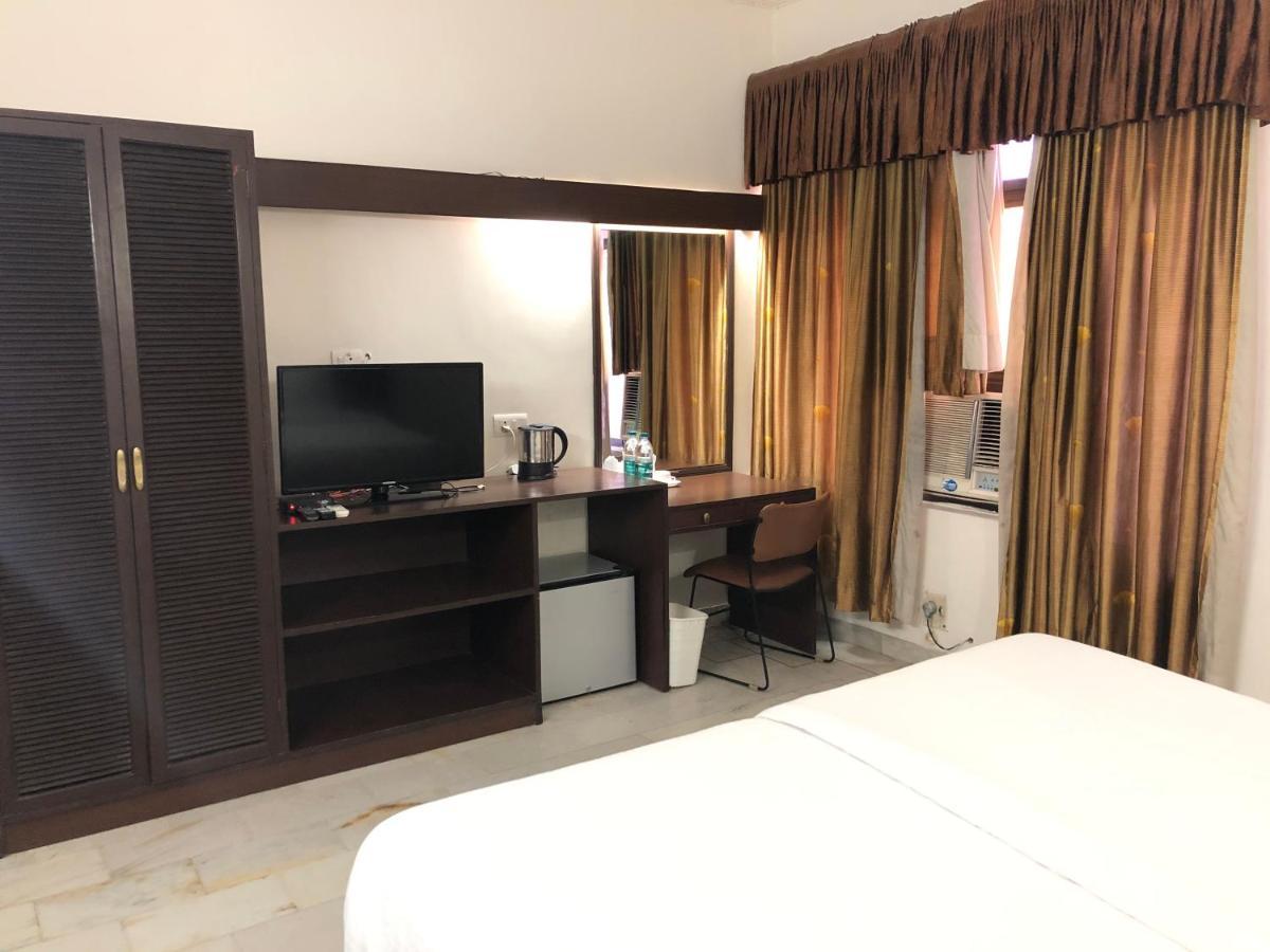 Golden Huts Resorts Rewari Luaran gambar